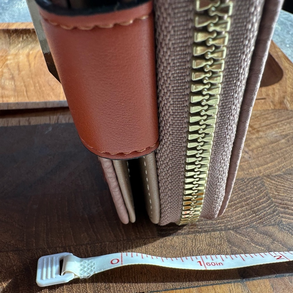 Small wallet NWOT Mauve - Picture 8 of 10